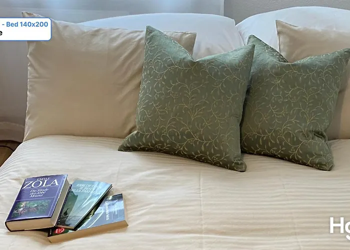 H1 With 4,5 Room, Bathroom, Kitchen, Central, Quiet & Modern With Office ציריך