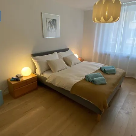 شقة H1 With 4,5 Room, Bathroom, Kitchen, Central, Quiet & Modern With Office *